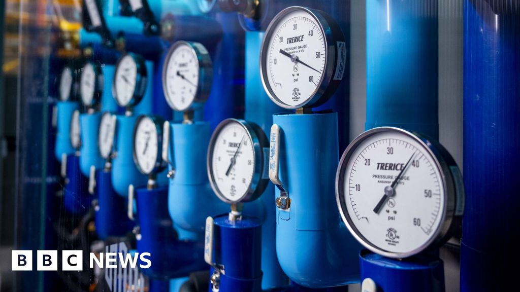 The showers and baths keeping data centre tech cool