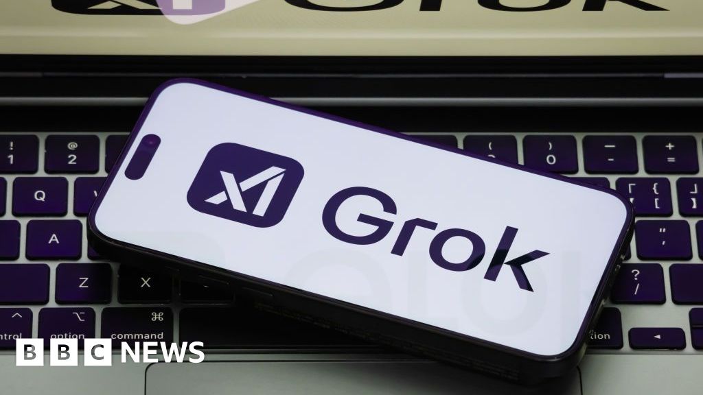 X to comply with UK law over Grok deepfakes, Starmer says