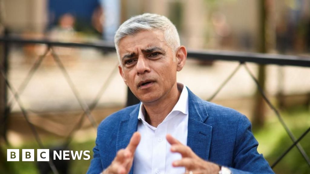Mayor Sadiq Khan invites embattled AI firm Anthropic to expand in London