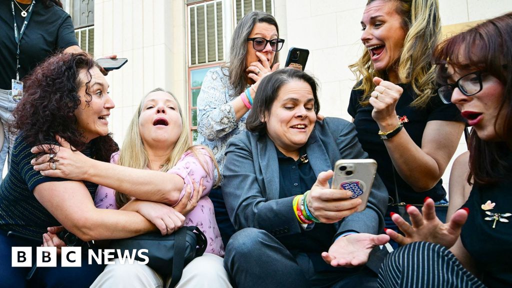 Campaigners welcome Meta and YouTube’s defeat in landmark social media addiction trial