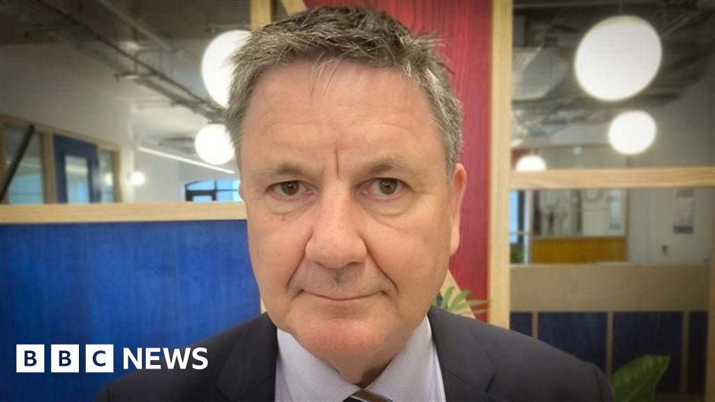 UK’s top data and AI regulator quits after ‘inappropriate’ humour